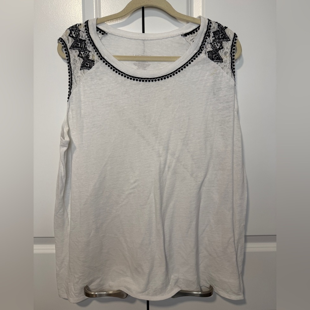 Lane Bryant White Sleeveless Knit Top with Black Embroidered Lace Shoulder Sz 24